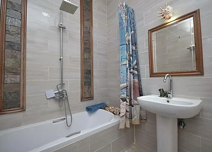 Pool View 2Br Duplex At Aqua Palms, Al Ahyaa